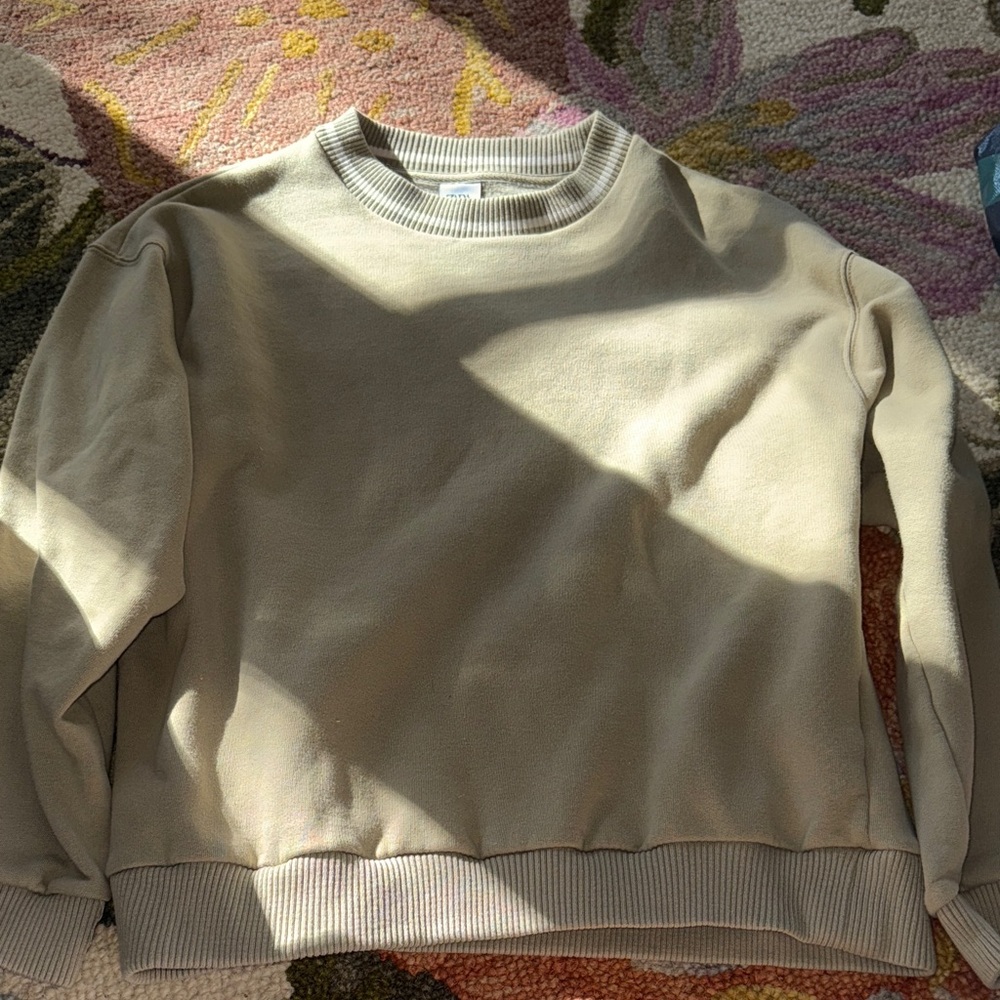 Zara Men’s Tan Crewneck Sweatshirt